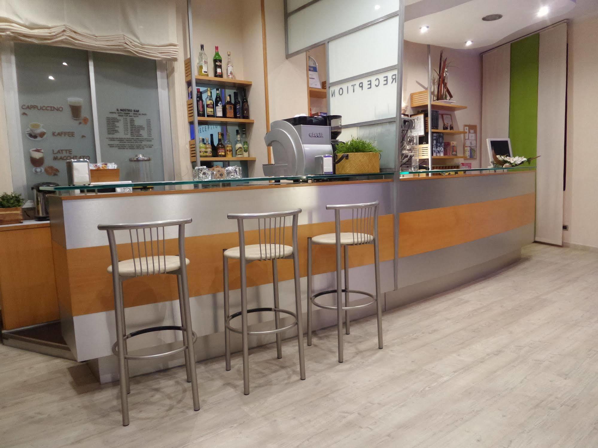 Hotel Astor Πίζα Εξωτερικό φωτογραφία